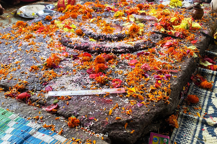 Triyuginarayan Temple