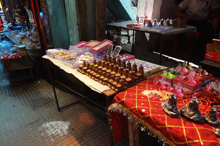 Triyuginarayan Temple