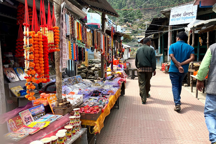 Triyuginarayan Temple