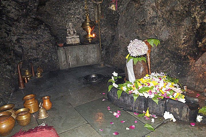 Vashishta Gufa Temple