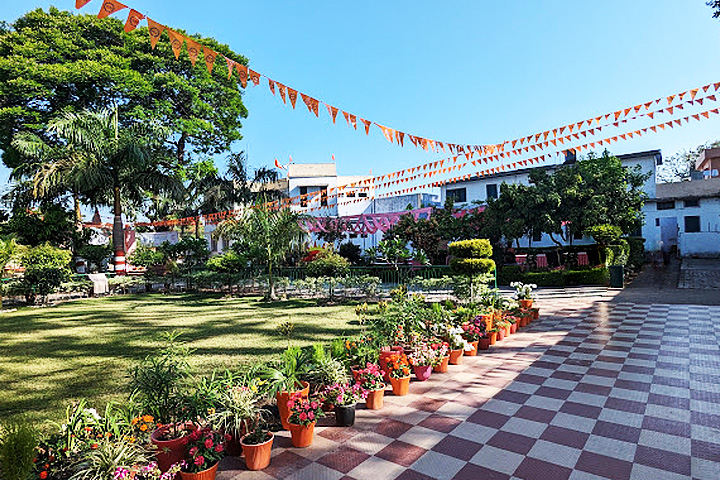 Vedic Sadhan Ashram Tapovan