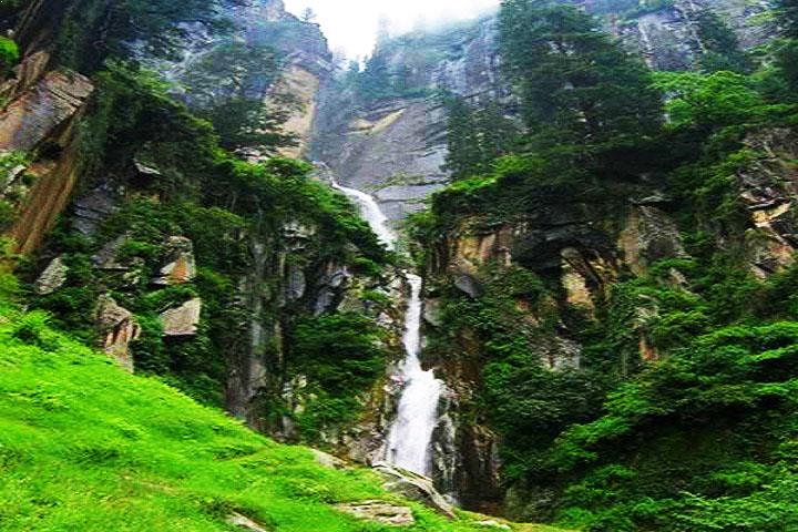 1521693780239-Manali-Jogini-Waterfalls.jpg