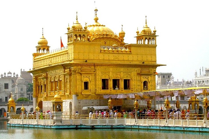 1522125438601-Harmandir-Sahib.jpg