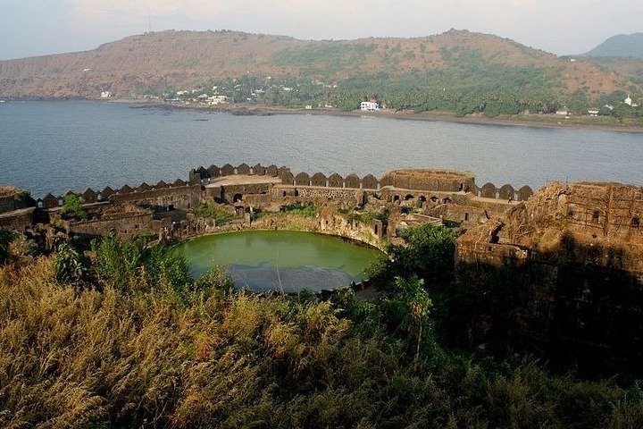 1523010271892-Murud-Janjira.jpg