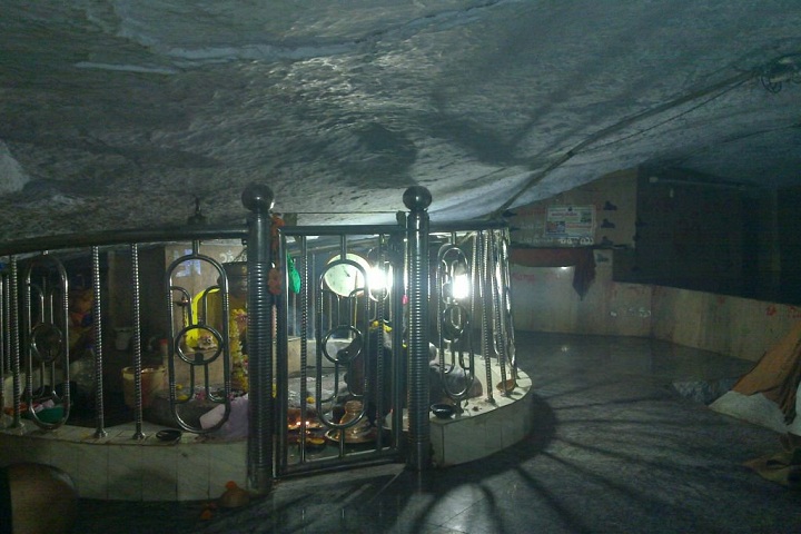 1523521853551-ameerpet.jpg