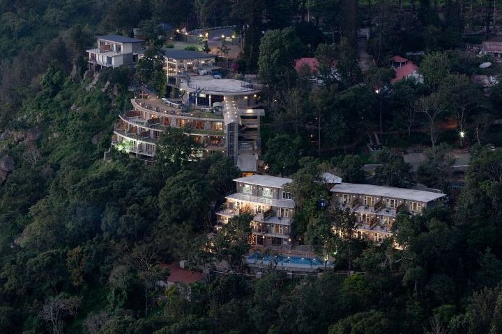 1523944596815-yercaud.jpg