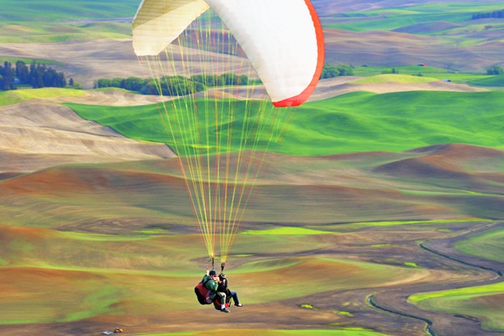 1526299029836-Paragliding-at-Kamshet.jpg