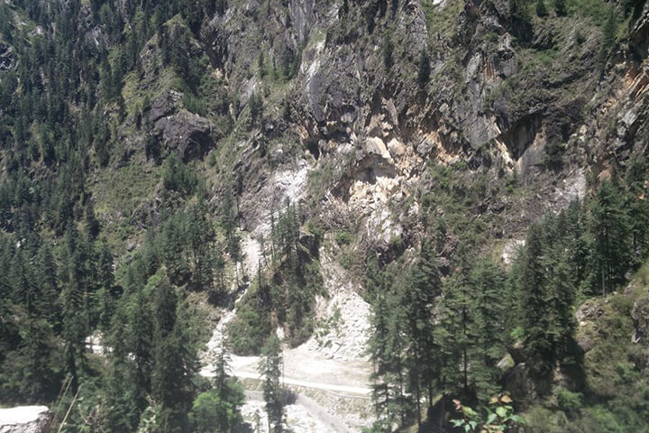 1526558603837-malana_5.JPG