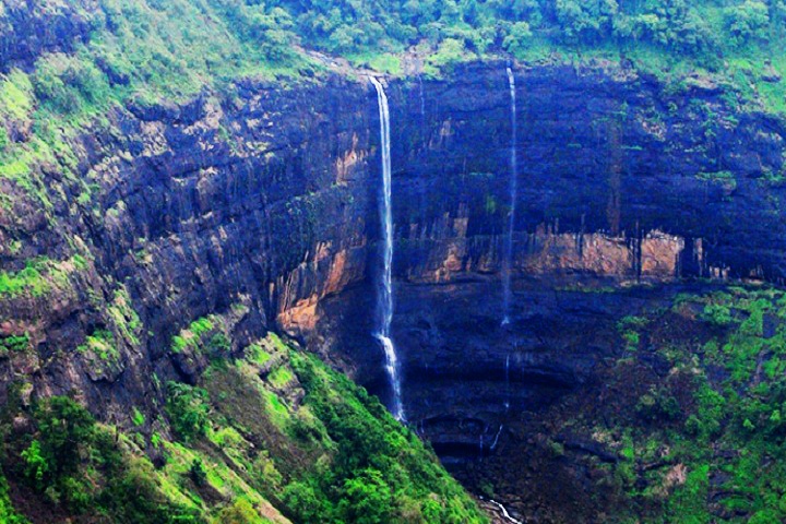 Kune Waterfalls