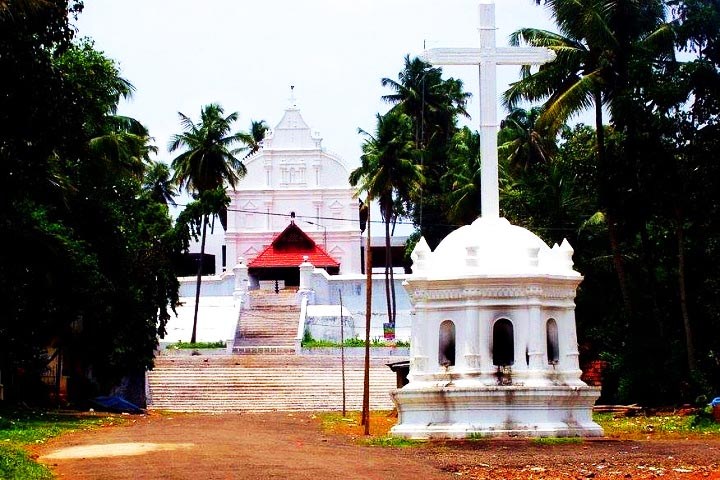 Kadamattom church