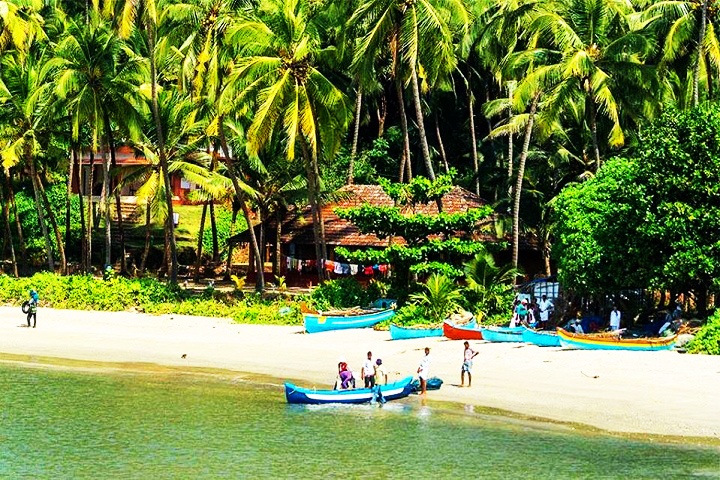 Ezhara Beach