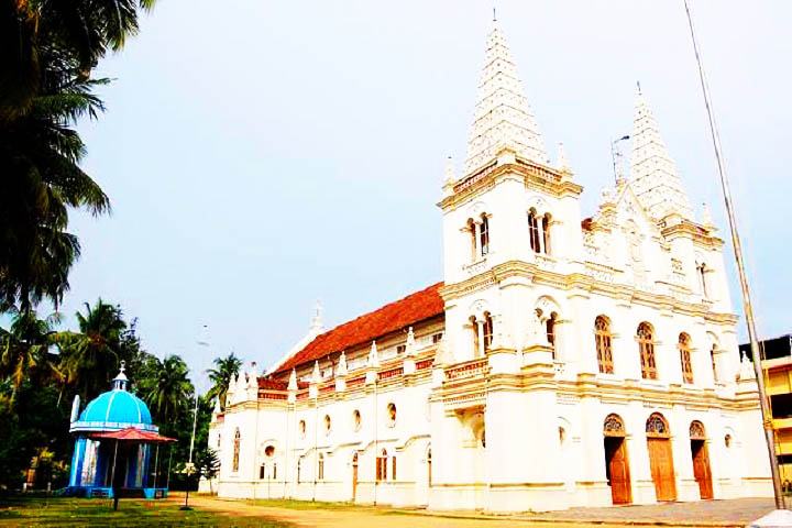 Santa Cruz Basilica