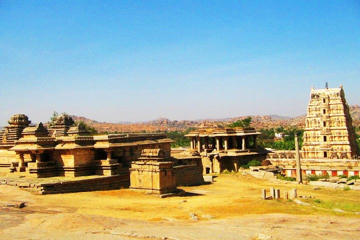 Hemakuta Hill Temple