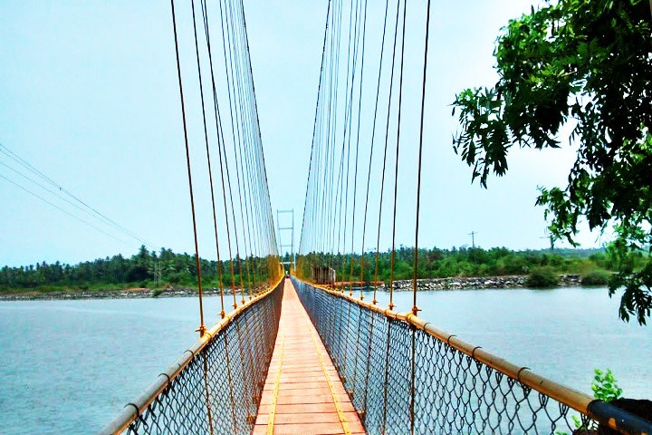 Hanging Bridge