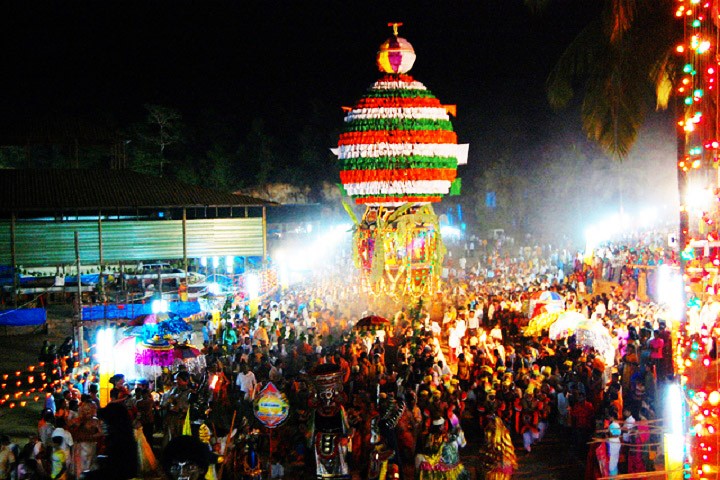 Bangaramakki Veeranjaneya Temple