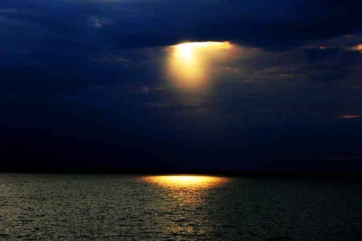 Osman Sagar Lake