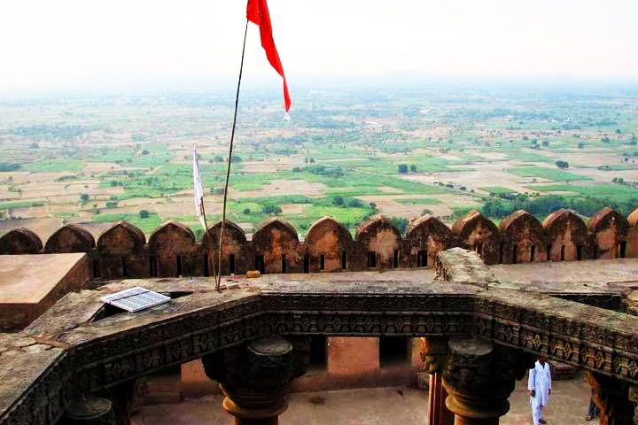 kalinjar fort khajuraho