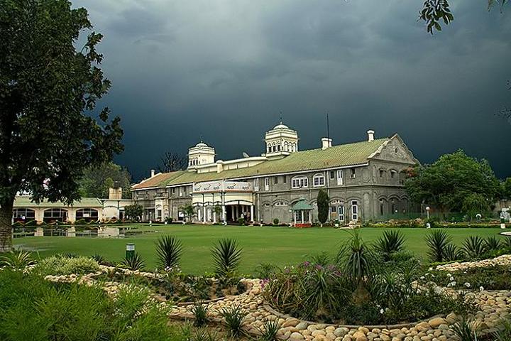 Baradari Garden
