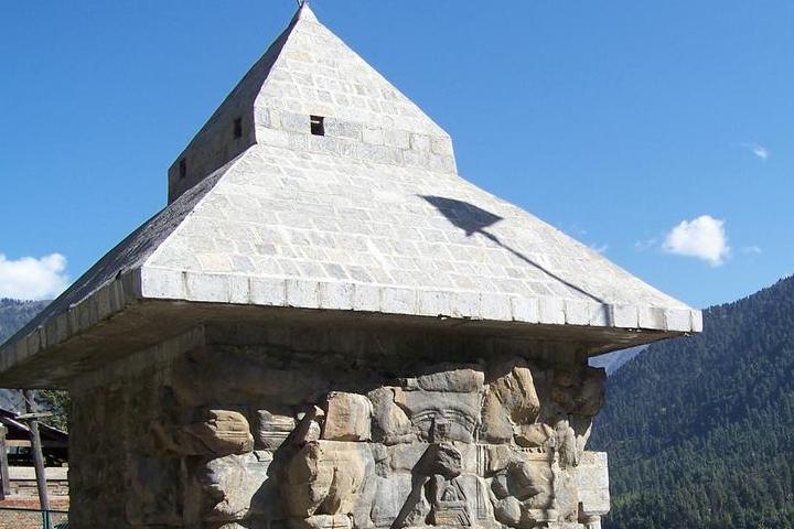 Mamaleshwar Temple