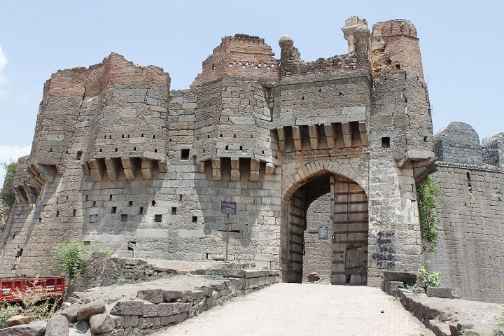 Kharosa Caves