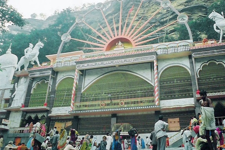 Sati Anusuya Temple