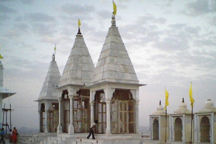 Jain Temple Sonagir