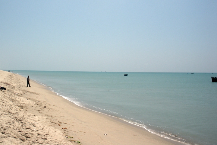 Dhanushkodi Beach