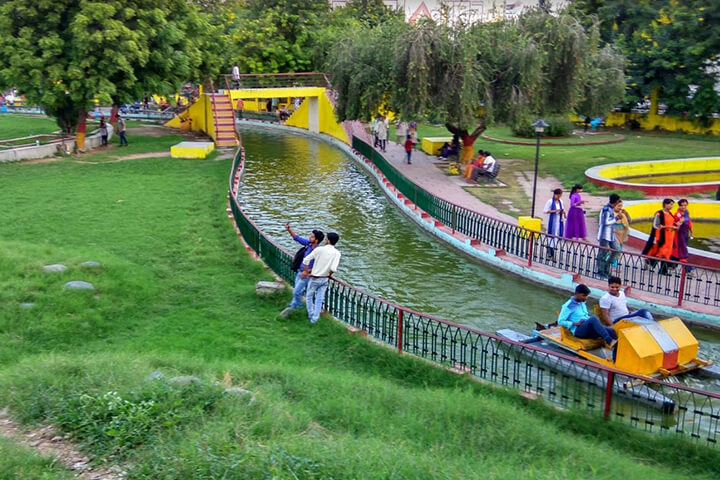 Gautam Buddha Park