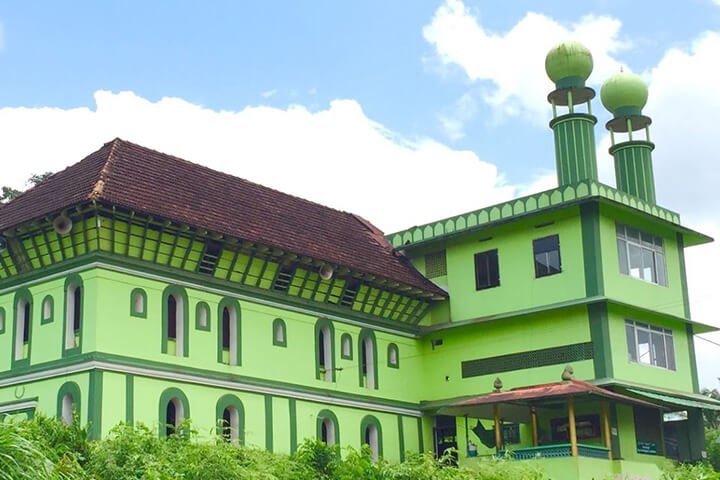 Pazhayangadi Mosque