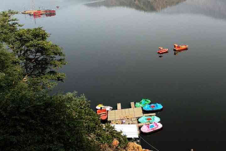 Siliserh Lake