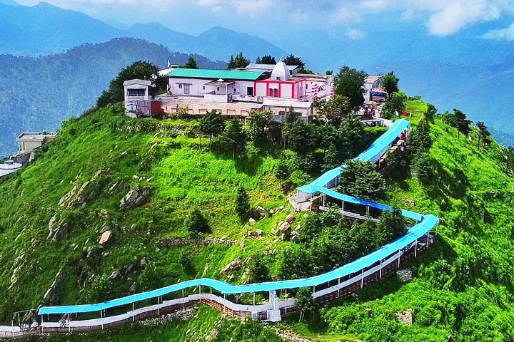 https://www.clearholidays.com/hbimages/desktop/location/1712665141372-Bhairav-Garhi-Langoor-Garhi-Banner-Almora-Uttarakhand.jpg