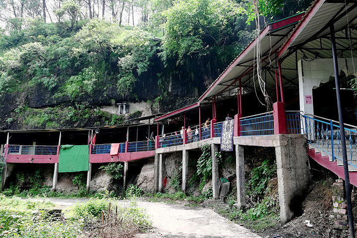 Jai Baba Jaladhari Mahadev Cave Temple