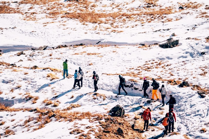 Lahesh Cave Trek