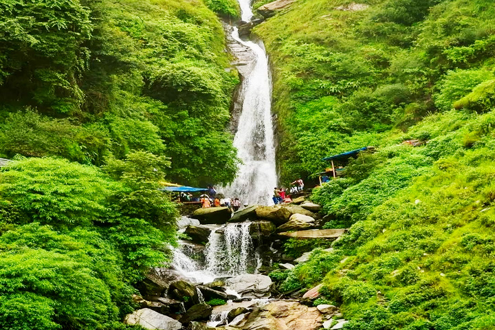 Bhagsunag (Bhagsu Nag) Waterfall