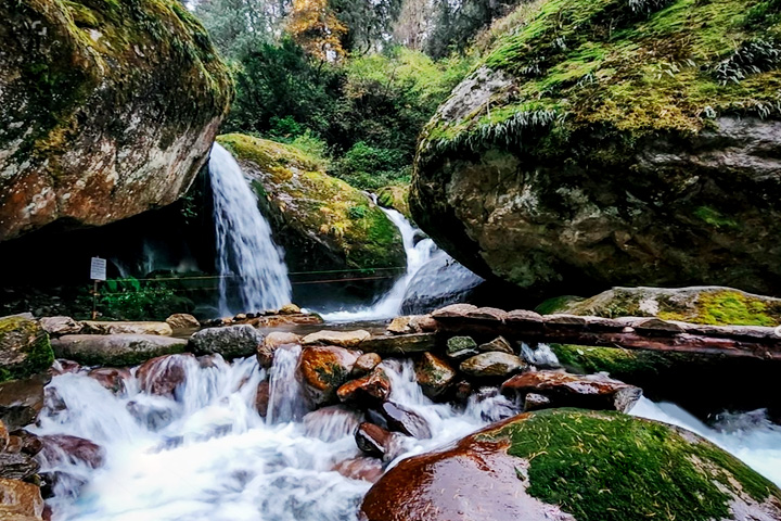 Knoi Waterfall