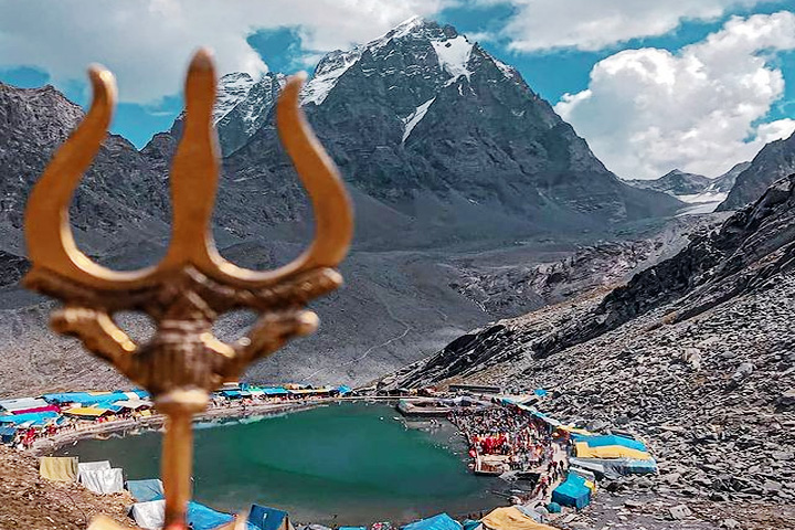 Manimahesh Lake