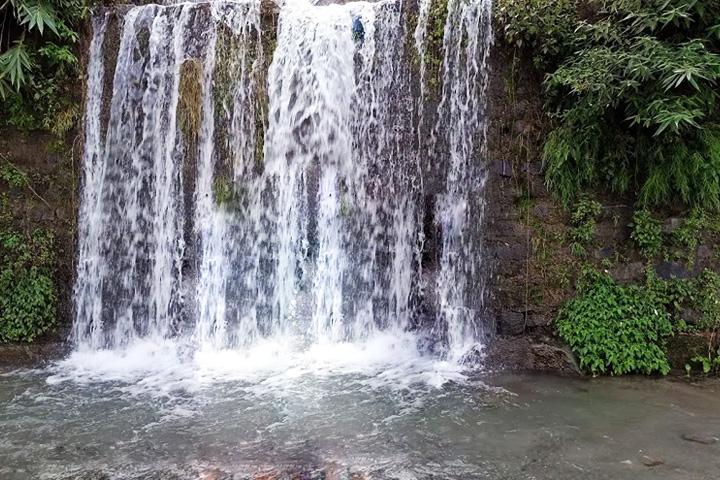 Jia Waterfall
